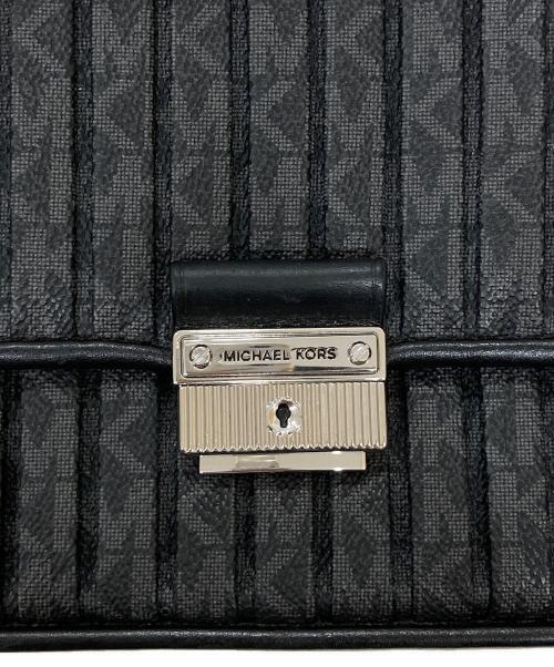 MICHAEL KORS（マイケルコース）MICHAEL KORS (マイケルコース) BRADSHAW ワンショルダーバッグ ブラック サイズ:表記無の古着・服飾アイテム