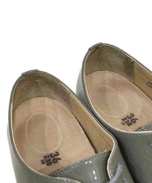 BIRKENSTOCK（ビルケンシュトック）BIRKENSTOCK (ビルケンシュトック) SAUNDERS  パテントシューズ カーキ サイズ:23の古着・服飾アイテム