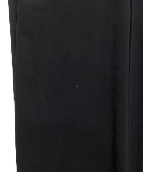 Gabardine K.T（ギャバシンケーティー）Gabardine K.T (ギャバシンケーティー) ユーロジャージー Vネック ジャンパースカート ブラック サイズ:FREEの古着・服飾アイテム