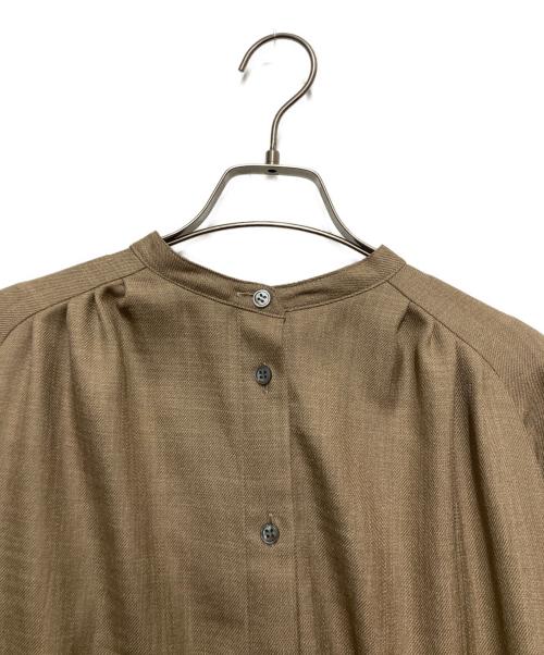 ADORE（アドーア）ADORE (アドーア) カレンダーストレッチブラウス ブラウン サイズ:38の古着・服飾アイテム