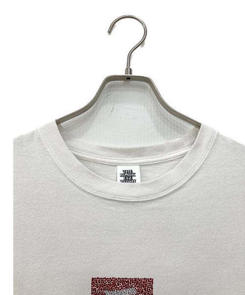 THE BLACK EYE PATCH（ブラックアイパッチ）THE BLACK EYE PATCH (ブラックアイパッチ) thea tomodachi hwc rhinestone tee ホワイト サイズ:XＬの古着・服飾アイテム