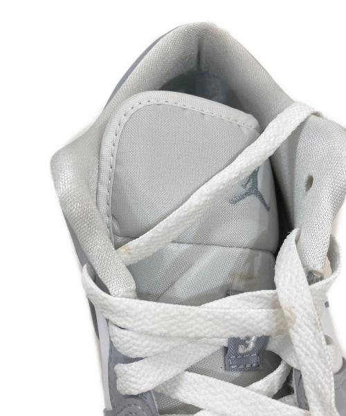NIKE（ナイキ）NIKE (ナイキ) WMNS AIR JORDAN 1 LOW WHITE/WOLF GREY-ALUM サイズ:26.5の古着・服飾アイテム