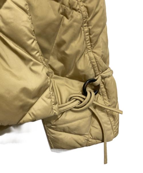 Max Mara WEEK END LINE（マックスマーラ ウイークエンドライン）MAX MARA WEEK END LINE (マックスマーラ ウイークエンドライン) ダウンジャケット ベージュ サイズ:42の古着・服飾アイテム