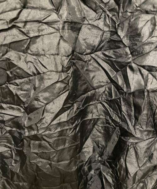 ISSEY MIYAKE（イッセイミヤケ）ISSEY MIYAKE (イッセイミヤケ) ハイネックシワ加工カットソー ブラック サイズ:Mの古着・服飾アイテム