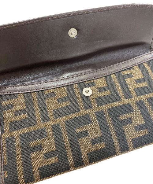 FENDI（フェンディ）FENDI (フェンディ) ズッカ柄財布 ブラウンの古着・服飾アイテム