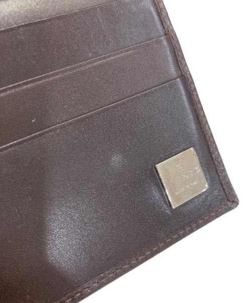 FENDI（フェンディ）FENDI (フェンディ) ズッカ柄財布 ブラウンの古着・服飾アイテム