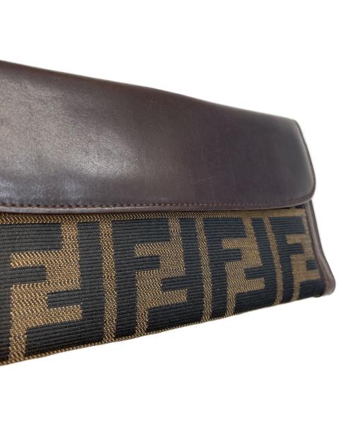 FENDI（フェンディ）FENDI (フェンディ) ズッカ柄財布 ブラウンの古着・服飾アイテム
