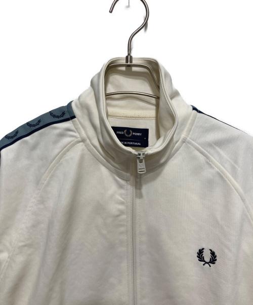 FRED PERRY（フレッドペリー）FRED PERRY (フレッドペリー) Contrast Tape Track Jacket アイボリー サイズ:Mの古着・服飾アイテム