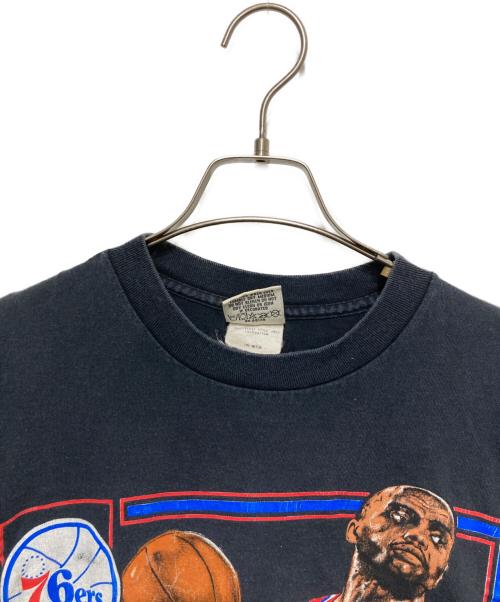 NUTMEG（ナツメグ）nutmeg (ナツメグ) 90s USA製 NUTMEG NBA 76ers 両面プリントtシャツ ブラック サイズ:XLの古着・服飾アイテム