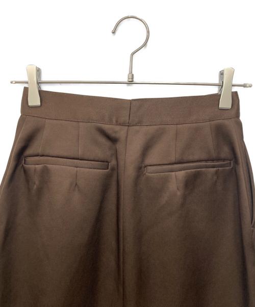 (im)perf.（インパーフ）(im)perf. (インパーフ) Double Satin Long Skirt ブラウン サイズ:SIZE 36の古着・服飾アイテム