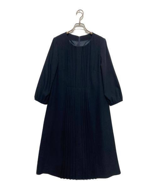 MICHEL KLEIN（ミッシェルクラン）MICHEL KLEIN (ミッシェルクラン) サテンジョーゼット プリーツワンピース ネイビー サイズ:38 未使用品の古着・服飾アイテム