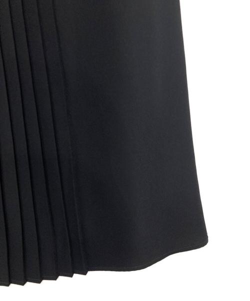 MICHEL KLEIN（ミッシェルクラン）MICHEL KLEIN (ミッシェルクラン) サテンジョーゼット プリーツワンピース ネイビー サイズ:38 未使用品の古着・服飾アイテム