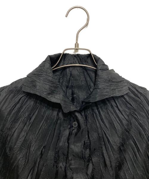 PLEATS PLEASE（プリーツプリーズ）PLEATS PLEASE (プリーツプリーズ) シワ加工プリーツポロシャツ ブラック サイズ:3の古着・服飾アイテム