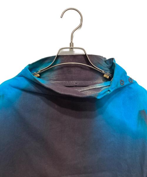 ISSEY MIYAKE（イッセイミヤケ）ISSEY MIYAKE (イッセイミヤケ) グラデーション繊維染めカットソー ブルー×グレー サイズ:3の古着・服飾アイテム