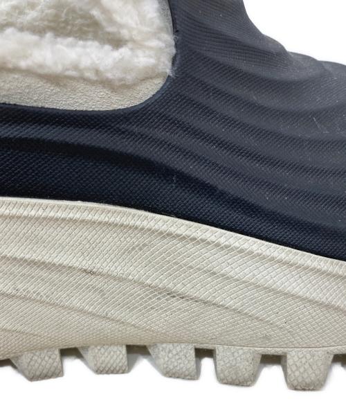 MONCLER（モンクレール）MONCLER (モンクレール) AQUA ラバームートン切替ブーツ ホワイト×ブラック サイズ:SIZE 40の古着・服飾アイテム