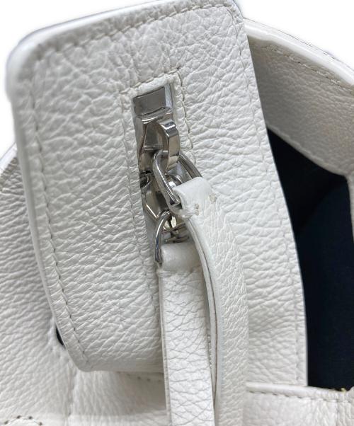 BALENCIAGA（バレンシアガ）BALENCIAGA (バレンシアガ) North South Leather Shopping Tote Bag Medium ホワイト サイズ:FREEの古着・服飾アイテム
