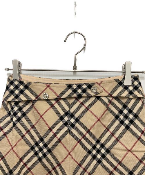 BURBERRY LONDON（バーバリーロンドン）BURBERRY LONDON (バーバリーロンドン) チェックスカート ベージュ サイズ:Sの古着・服飾アイテム