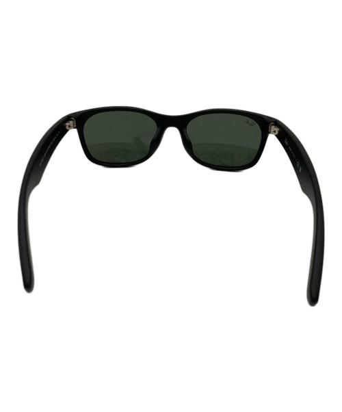 RAY-BAN（レイバン）RAY-BAN (レイバン) ニューウェイファーラークラシックの古着・服飾アイテム