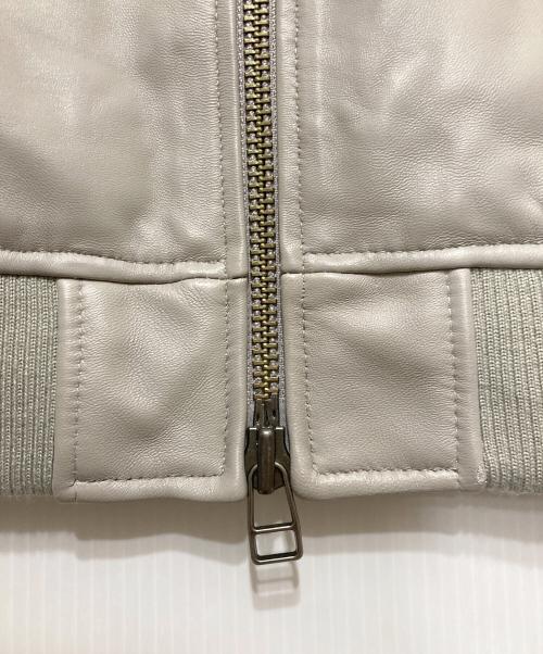 AVIREX（アヴィレックス）AVIREX (アヴィレックス) SHEEPLEATHER MA-1 グレー サイズ:Sの古着・服飾アイテム