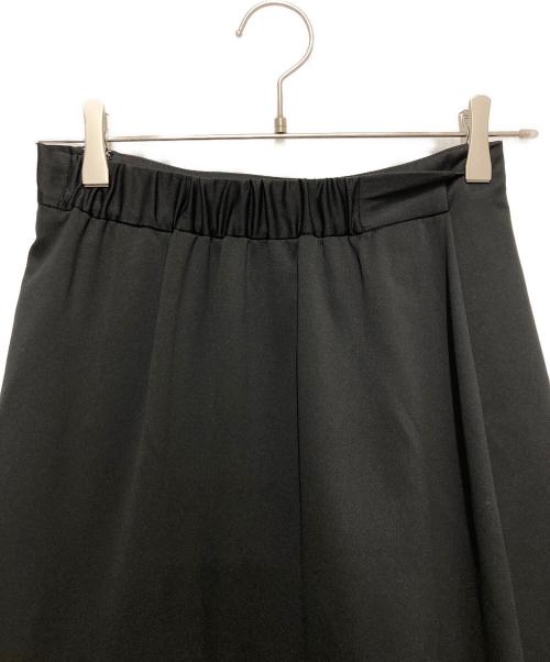 allureville（アルアバイル）allureville (アルアバイル) ソフトサテンバックフリルナロースカート ブラック サイズ:2の古着・服飾アイテム