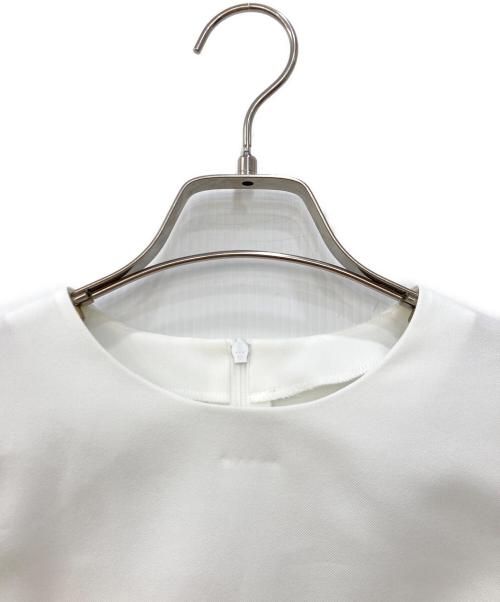 cygne（シーニュ）cygne (シーニュ) クリオネカットソー アイボリーの古着・服飾アイテム