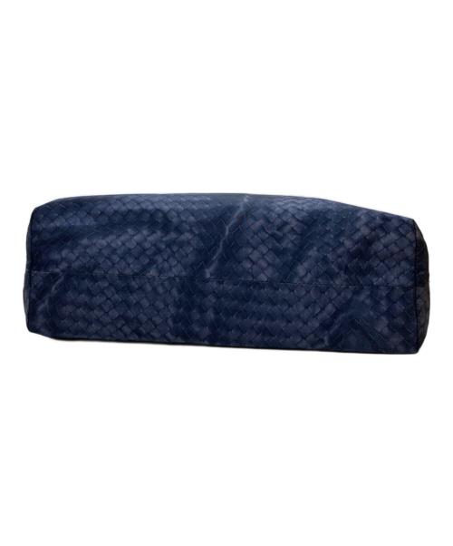 BOTTEGA VENETA（ボッテガベネタ）BOTTEGA VENETA (ボッテガベネタ) イントレッチオリュージョントートバッグ ネイビーの古着・服飾アイテム