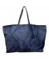 BOTTEGA VENETA（ボッテガベネタ）の古着「イントレッチオリュージョントートバッグ」｜ネイビー