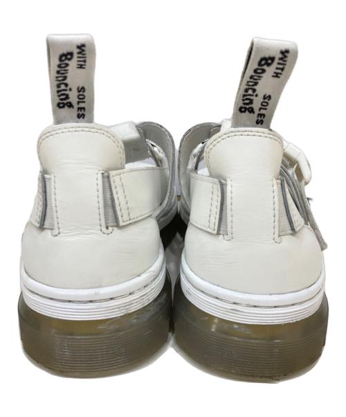 Dr.Martens（ドクターマーチン）Dr.Martens (ドクターマーチン) person サンダル ホワイト サイズ:42の古着・服飾アイテム