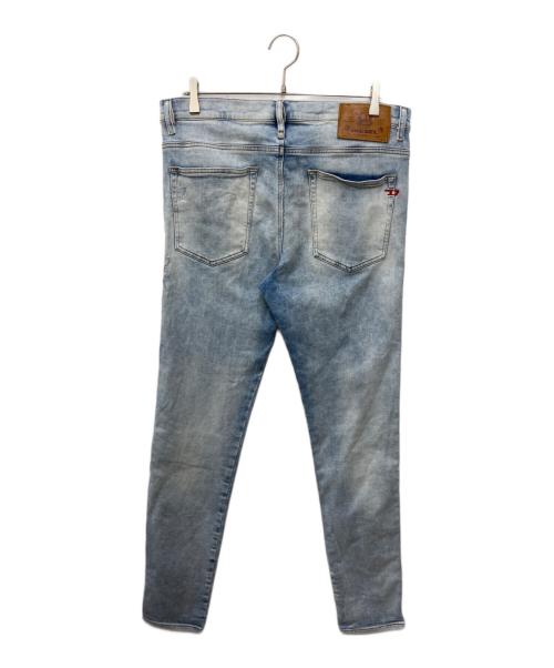 DIESEL（ディーゼル）DIESEL (ディーゼル) Ｄ-ＲＥＥＦＴ-Ｙ-Ｔ デニムパンツ インディゴ サイズ:33の古着・服飾アイテム