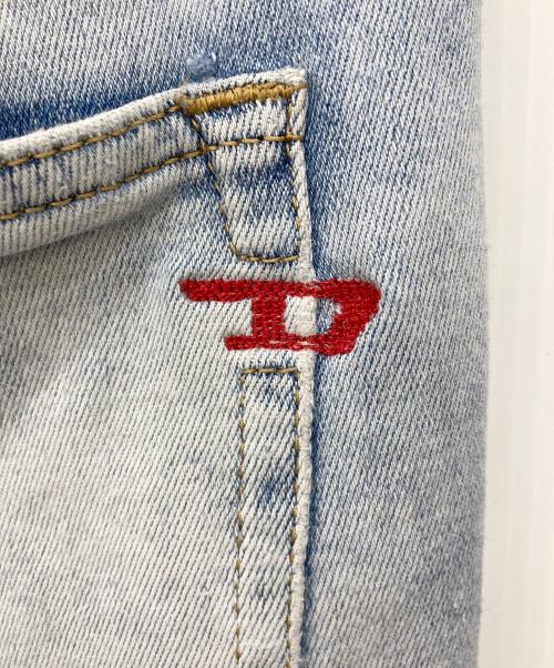 DIESEL（ディーゼル）DIESEL (ディーゼル) Ｄ-ＲＥＥＦＴ-Ｙ-Ｔ デニムパンツ インディゴ サイズ:33の古着・服飾アイテム