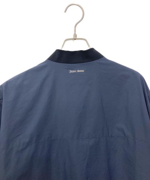 HERNO（ヘルノ）HERNO (ヘルノ) Laminarラミナー 2レイヤーゴアテックスボマーブルゾン ネイビー サイズ:50の古着・服飾アイテム
