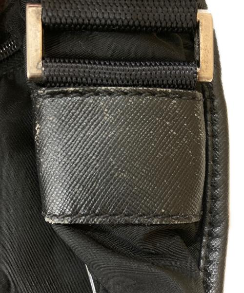 PRADA（プラダ）PRADA (プラダ) ナイロンショルダーバッグ ブラックの古着・服飾アイテム