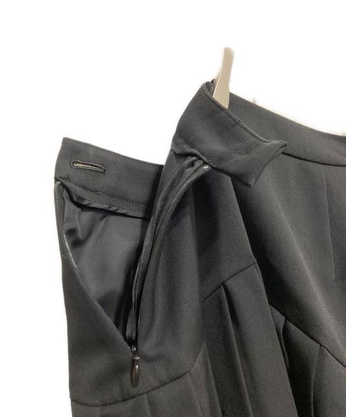 Vivienne Westwood RED LABEL（ヴィヴィアンウエストウッドレッドレーベル）Vivienne Westwood RED LABEL (ヴィヴィアンウエストウッドレッドレーベル) オーブボタンプリーツスカート ブラック サイズ:２の古着・服飾アイテム