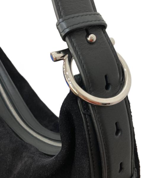 Salvatore Ferragamo（サルヴァトーレ フェラガモ）Salvatore Ferragamo (サルヴァトーレ フェラガモ) スウェードショルダーバッグ ブラックの古着・服飾アイテム
