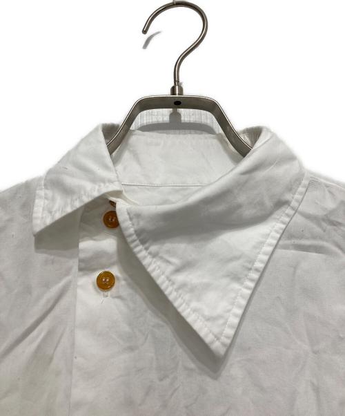 Vivienne Westwood man（ヴィヴィアン ウェストウッド マン）Vivienne Westwood man (ヴィヴィアン ウェストウッド マン) アシメデザイン７分袖オーブ刺繍シャツ ホワイト サイズ:44の古着・服飾アイテム