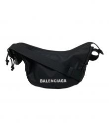 BALENCIAGA（バレンシアガ）の古着「スモールスリングバッグ ショルダーバッグ」｜ブラック