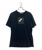 STONE ISLANDストーンアイランド）の古着「Institutional / Stamp One Badge Print T-Shirt」｜ネイビー
