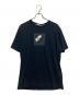 STONE ISLAND（ストーンアイランド）の古着「Institutional / Stamp One Badge Print T-Shirt」｜ネイビー