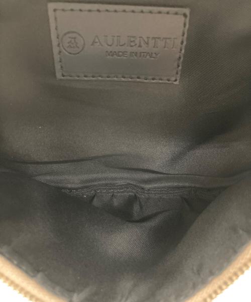 AULENTTI（オウレンティ）AULENTTI (オウレンティ) ボディバッグの古着・服飾アイテム
