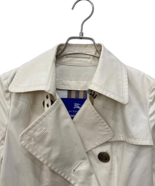 BURBERRY BLUE LABEL（バーバリー ブルー レーベル）BURBERRY BLUE LABEL (バーバリー ブルー レーベル) トレンチコート アイボリー サイズ:SIZE 40の古着・服飾アイテム