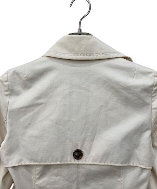 BURBERRY BLUE LABEL（バーバリー ブルー レーベル）BURBERRY BLUE LABEL (バーバリー ブルー レーベル) トレンチコート アイボリー サイズ:SIZE 40の古着・服飾アイテム