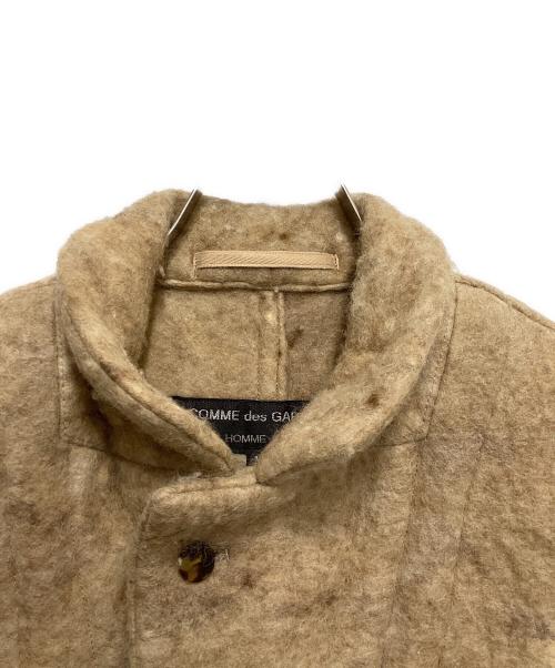 COMME des GARCONS HOMME PLUS（コムデギャルソンオムプリュス）COMME des GARCONS HOMME PLUS (コムデギャルソンオムプリュス) 縮絨フェルトジャケット ベージュ サイズ:Mの古着・服飾アイテム