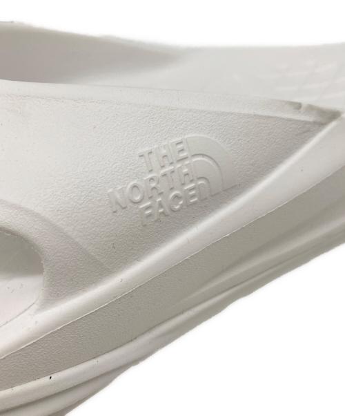 THE NORTH FACE（ザ ノース フェイス）THE NORTH FACE (ザ ノース フェイス) Activ Flip ホワイト サイズ:25の古着・服飾アイテム