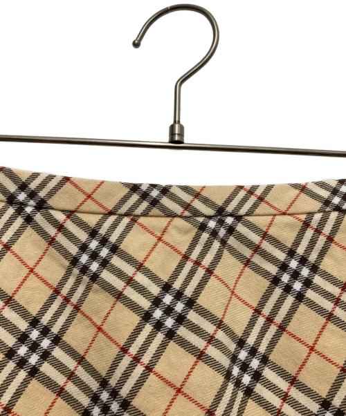 BURBERRY BLUE LABEL（バーバリー ブルー レーベル）BURBERRY BLUE LABEL (バーバリー ブルー レーベル) ノヴァチェックミニスカート ベージュ サイズ:38の古着・服飾アイテム