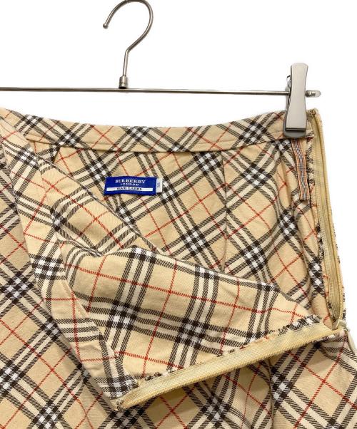 BURBERRY BLUE LABEL（バーバリー ブルー レーベル）BURBERRY BLUE LABEL (バーバリー ブルー レーベル) ノヴァチェックミニスカート ベージュ サイズ:38の古着・服飾アイテム