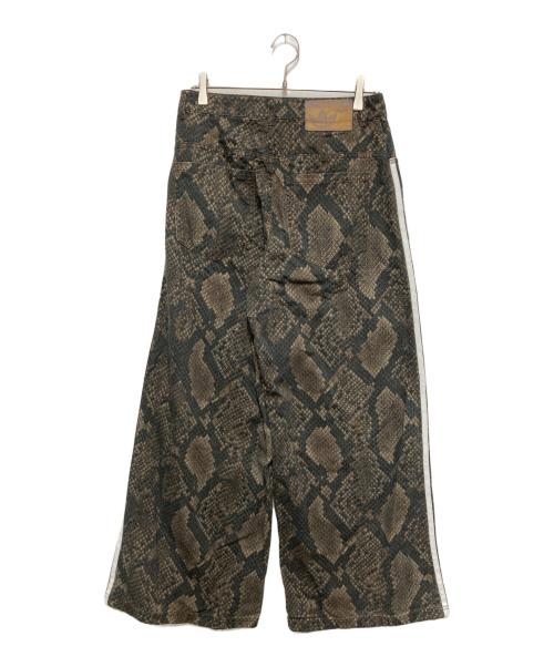 adidas（アディダス）adidas (アディダス) スネークプリント デニム ルーズ パンツ ブラウン サイズ:不明の古着・服飾アイテム