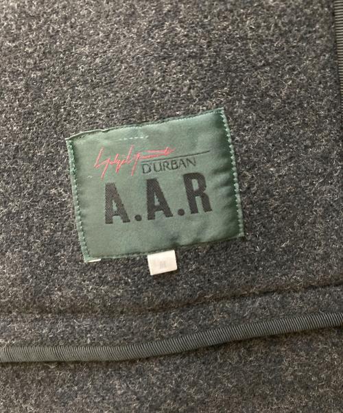YOHJI YAMAMOTO（ヨウジヤマモト）YOHJI YAMAMOTO (ヨウジヤマモト) D'URBAN (ダーバン) A.A.R (アール) スタンドカラーウールコート グレー サイズ:Mの古着・服飾アイテム