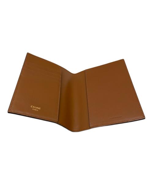 CELINE（セリーヌ）CELINE (セリーヌ) トリオンフパスポートケース ブラウンの古着・服飾アイテム