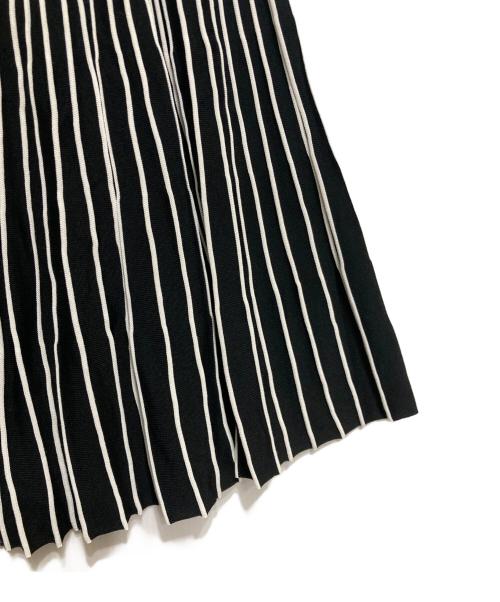 Rene basic（ルネベーシック）Rene basic (ルネベーシック) ノースリーブ切替ワンピース ブラック サイズ:38の古着・服飾アイテム