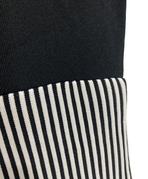 Rene basic（ルネベーシック）Rene basic (ルネベーシック) ノースリーブ切替ワンピース ブラック サイズ:38の古着・服飾アイテム